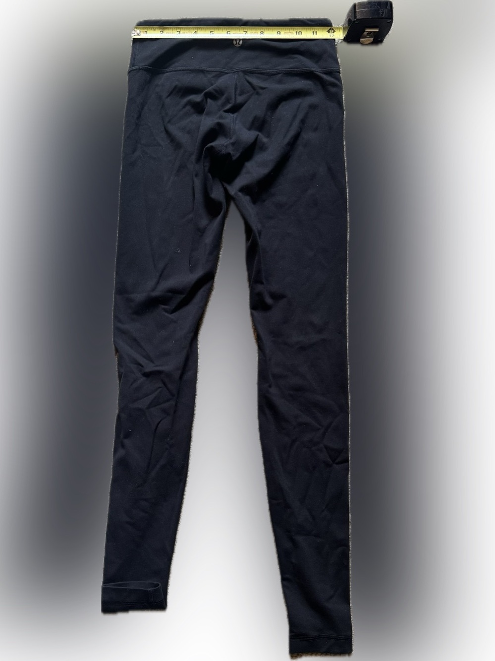 Lululemon Vintage Black Wunder Under Pants - Size 4 (30" Inseam)